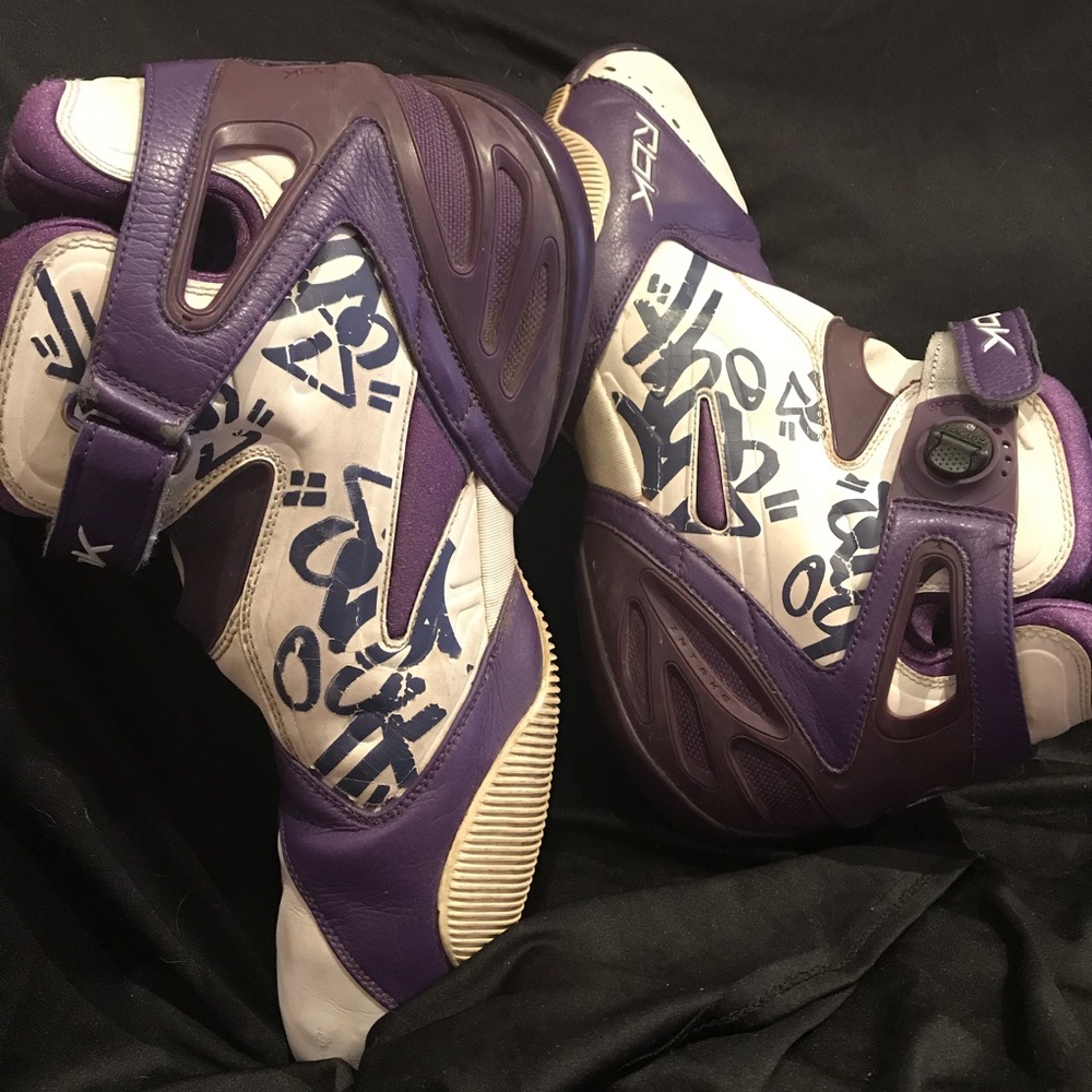 Men’s Vintage Reebok PUMP graffiti sneakers